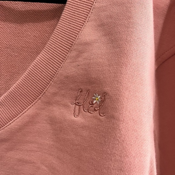 ⭐ NEW ⭐ For Love & Lemons Morgan Cropped Sweatshirt Top in pink (size S) - Picture 5 of 7